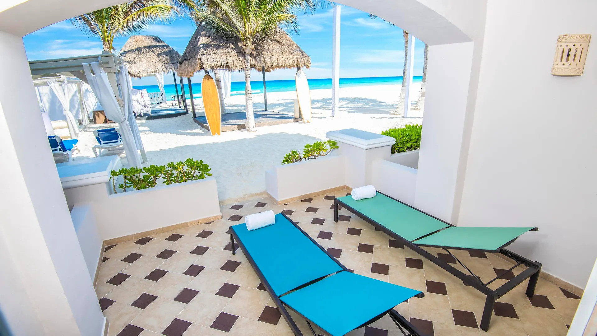 Wyndham Alltra Cancun All Inclusive Resort