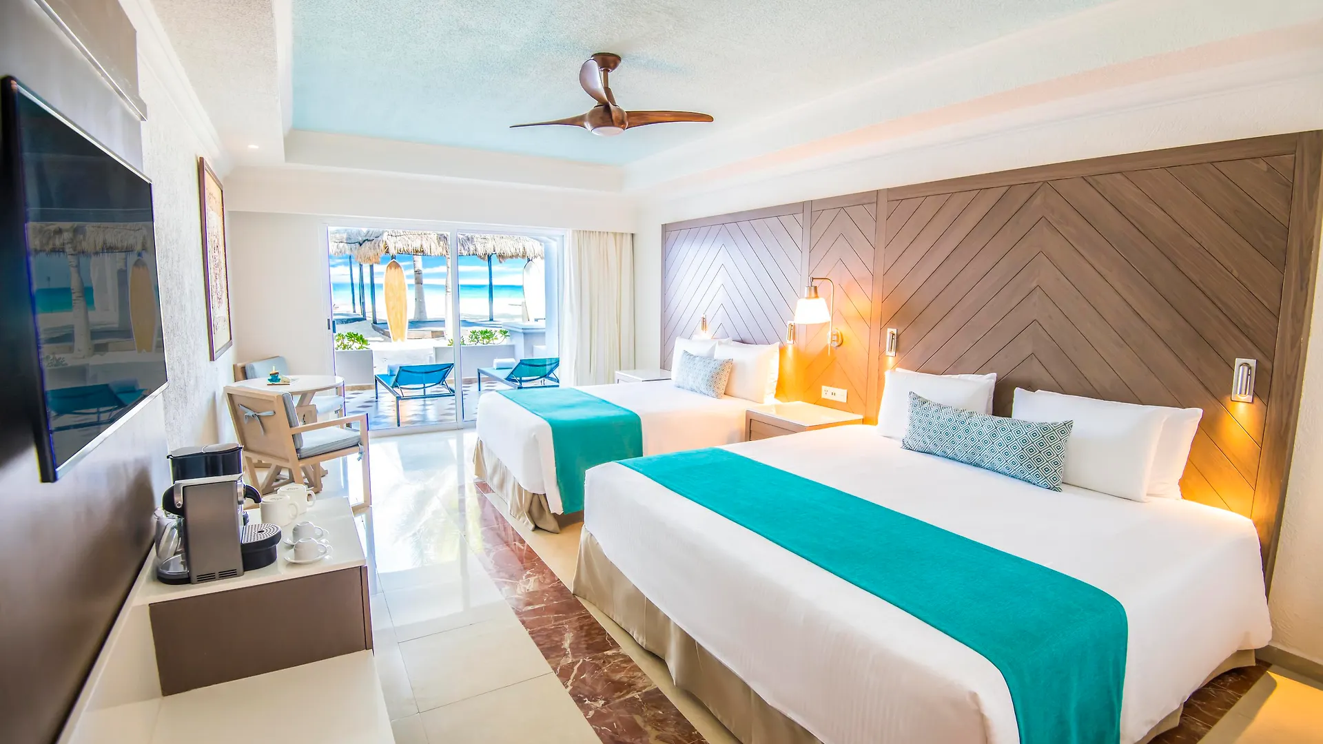 Wyndham Alltra Cancun All Inclusive Resort