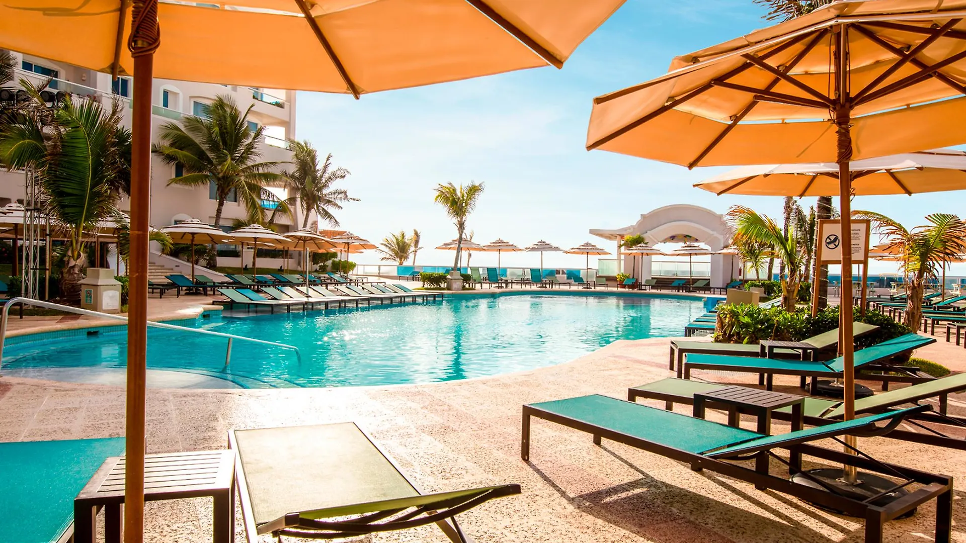 Sunscape Cancun All-Inclusive Resort & Spa