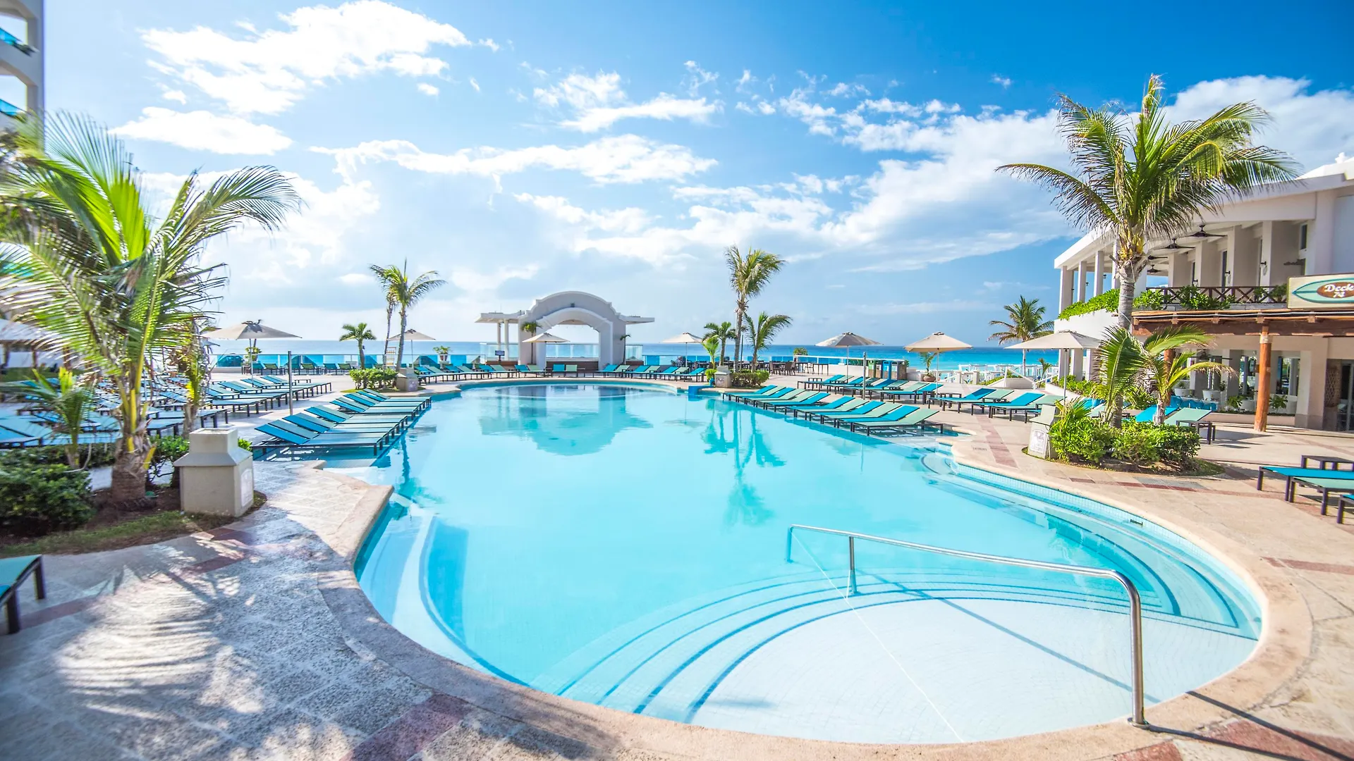Sunscape Cancun All-Inclusive Resort & Spa