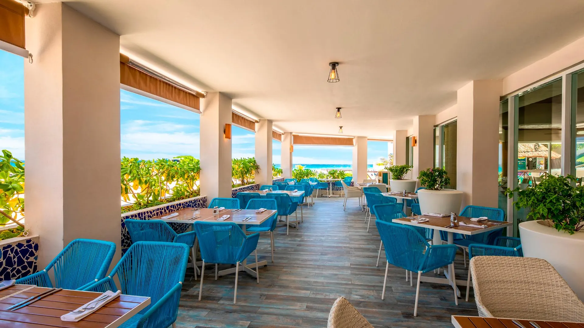 Wyndham Alltra Cancun All Inclusive Resort