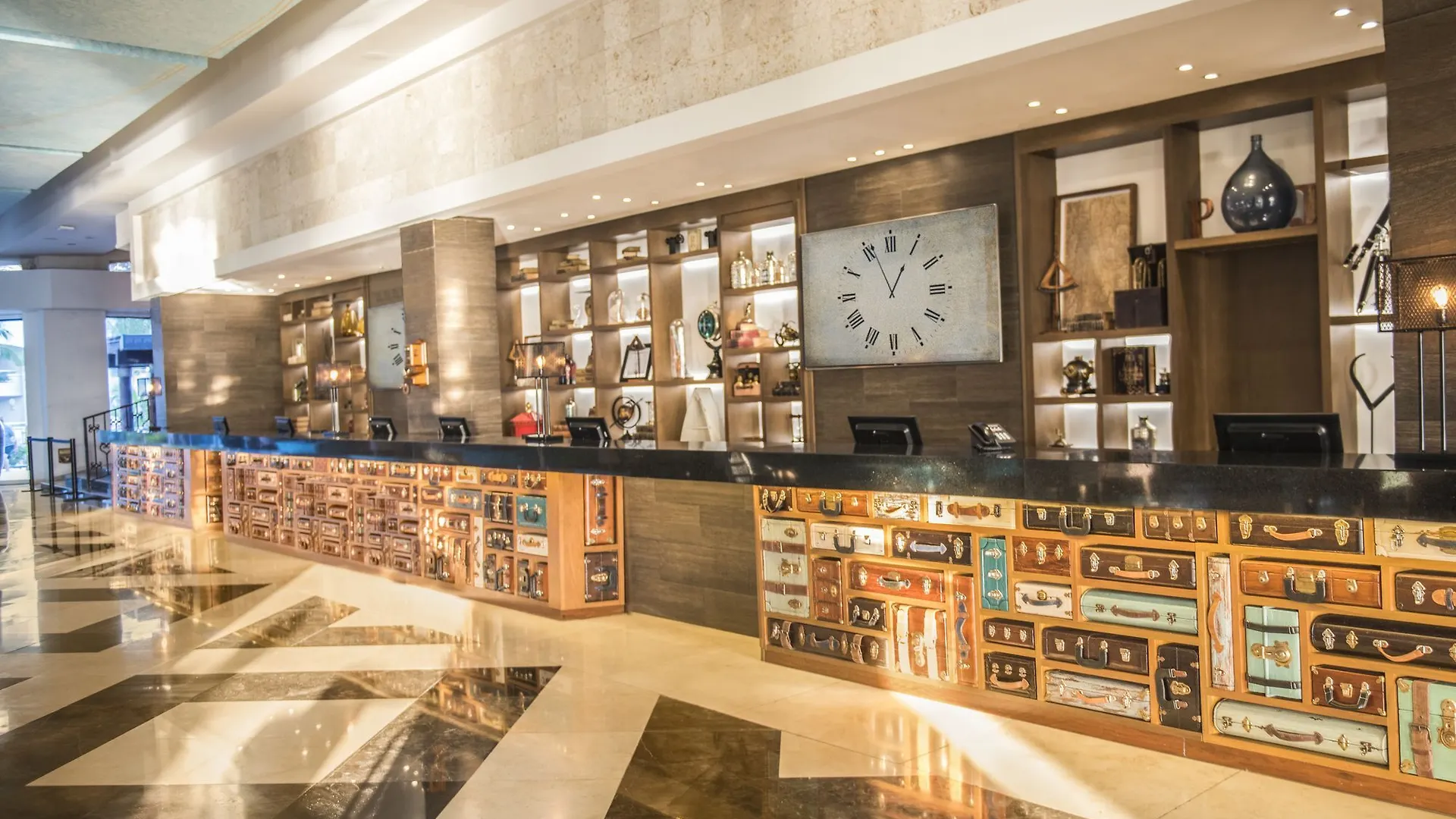 Sunscape Cancun All-Inclusive Resort & Spa 4*,