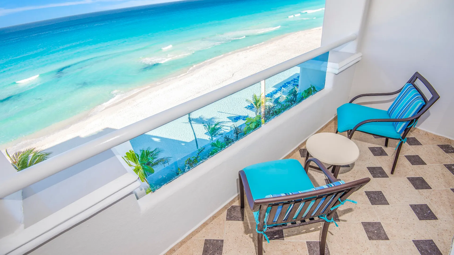 Sunscape Cancun All-Inclusive Resort & Spa